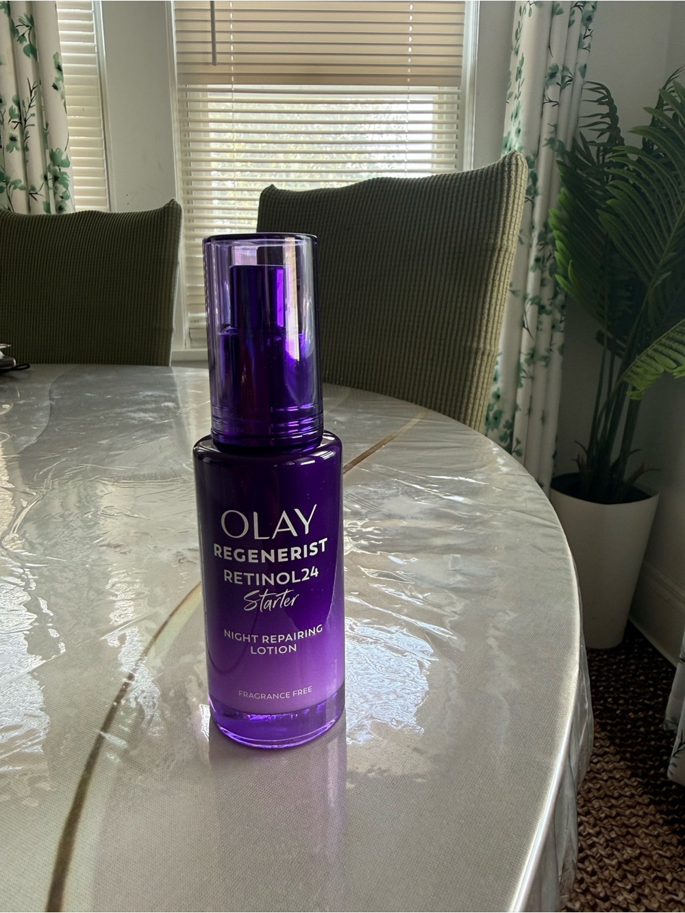 OLAY Regenerist Retinol24 Starter Night Repairing Lotion — purple